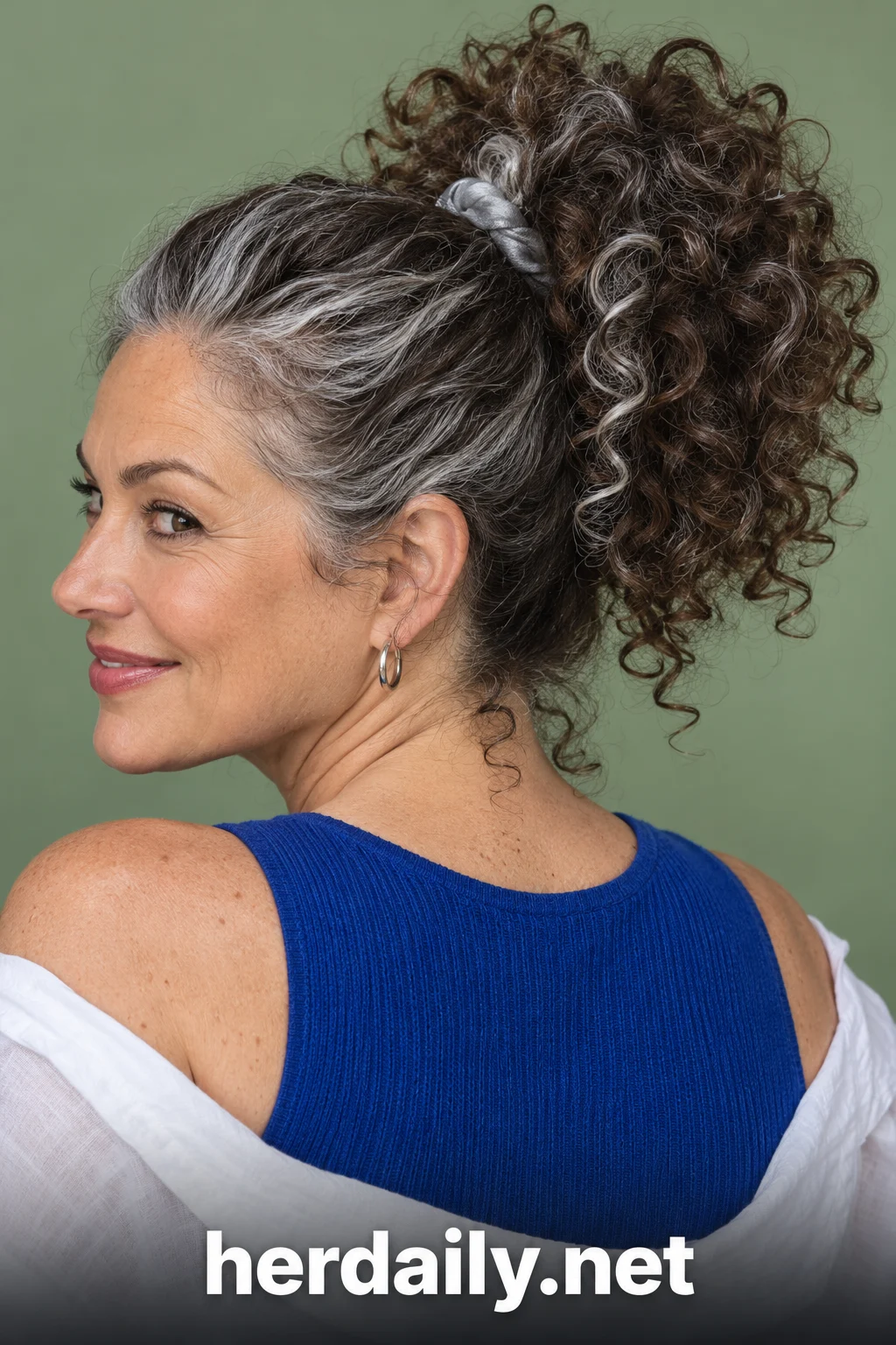 over 50 curly hairstyles for women 12 curly puff ponytail si