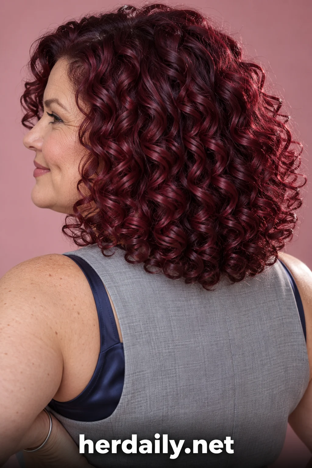 over 50 curly hairstyles for women 18 burgundy defined ringl